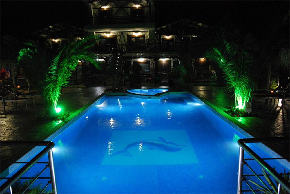 Simon King Apartamento Vourvourou Exterior foto
